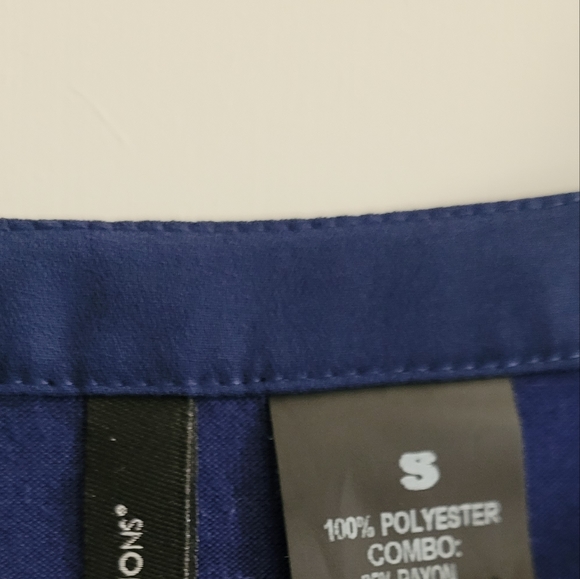 new womens small - Picture 5 of 8